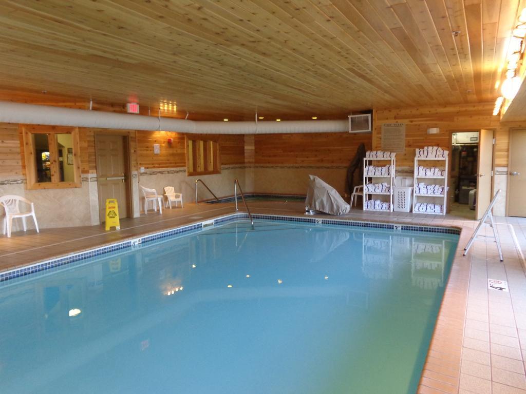Country Inn & Suites By Radisson, Forest Lake, Mn Экстерьер фото