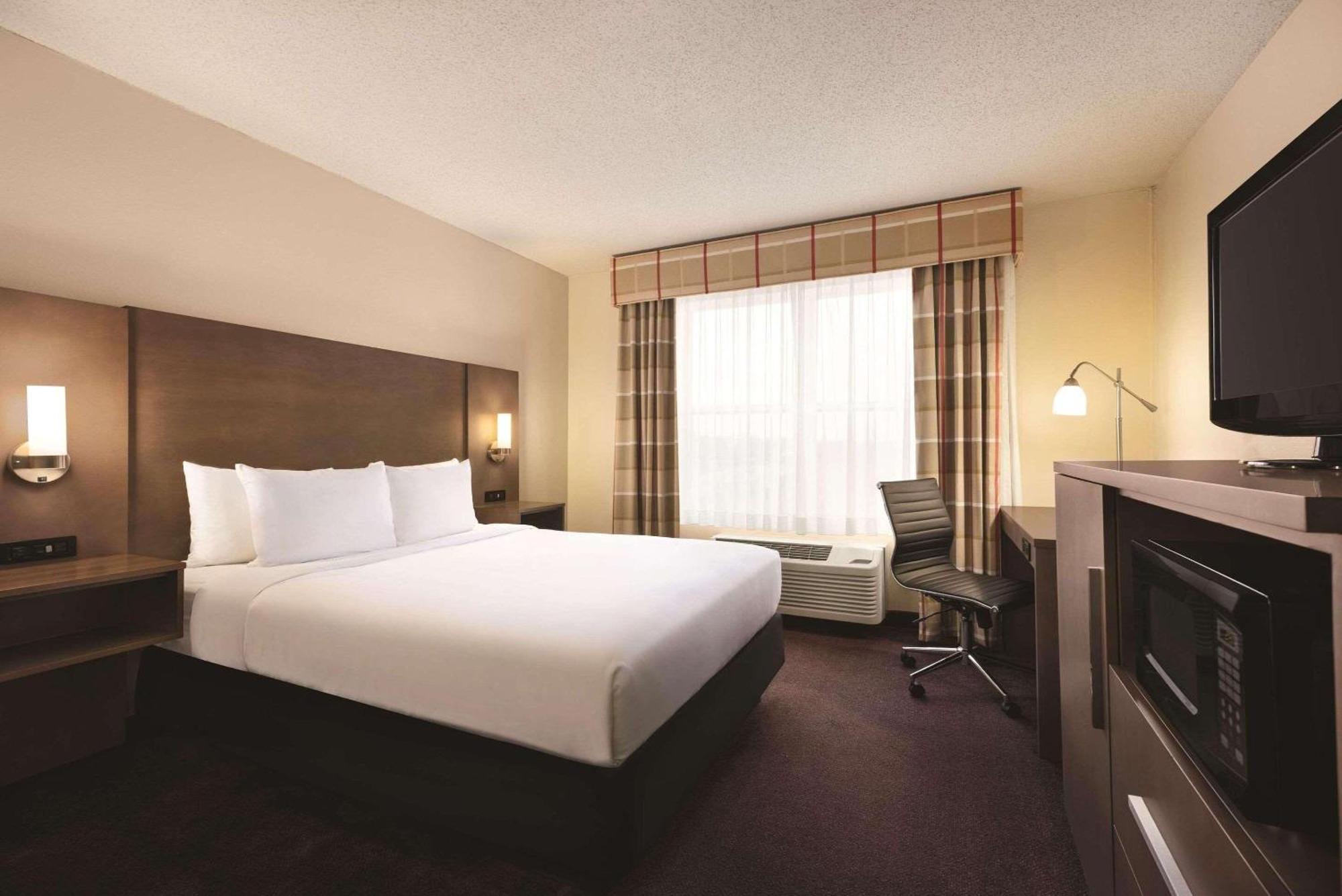 Country Inn & Suites By Radisson, Forest Lake, Mn Экстерьер фото